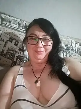 MariSwan222 online show from June 12, 2026, 8:39 pm