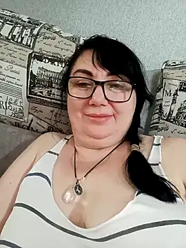 MariSwan222 online show from July 3, 2026, 12:55 pm