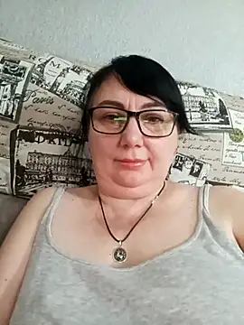 MariSwan222 online show from July 10, 2026, 1:44 pm