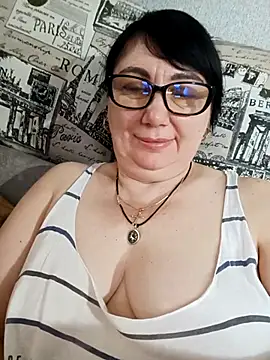 MariSwan222 online show from August 2, 2026, 9:40 am