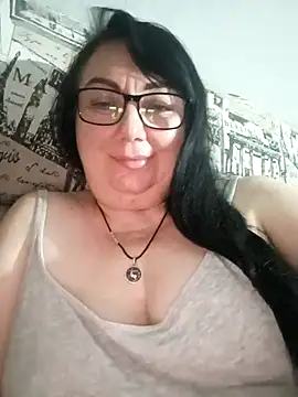 MariSwan222 online show from July 5, 2026, 8:37 pm