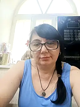 MariSwan222 online show from July 25, 2026, 1:39 pm