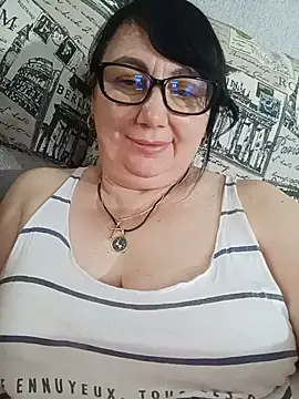 MariSwan222 online show from August 1, 2026, 3:32 pm