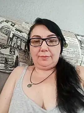 MariSwan222 online show from July 16, 2026, 7:16 am
