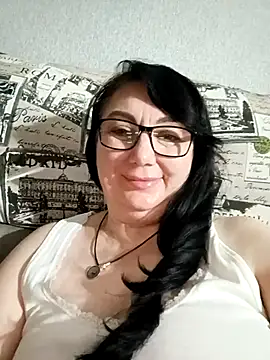 MariSwan222 online show from July 13, 2026, 8:41 pm