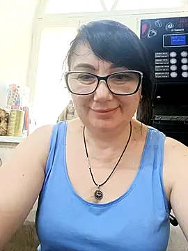MariSwan222 online show from July 17, 2026, 9:39 am