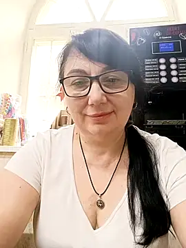 MariSwan222 online show from July 23, 2026, 6:44 am