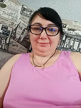 MariSwan222 online show from July 28, 2026, 8:33 am