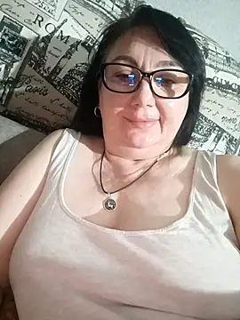 MariSwan222 online show from July 24, 2026, 8:38 pm