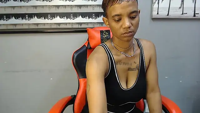 JANIELEE8x online show from December 18, 2025, 4:22 pm