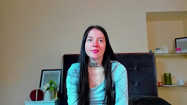 Snapshot of AdrianaCult chatting on March 22, 2026, 1:12 pm AdrianaCult online show from March 22, 2026, 1:12 pm