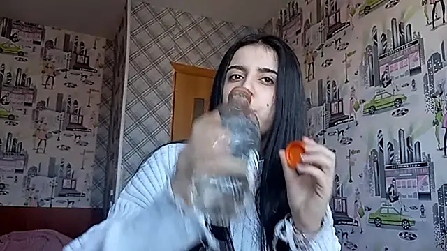 WaltraudPattie online show from January 12, 2026, 1:23 am