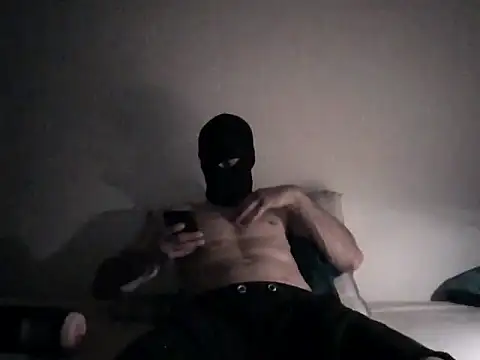 Mikki9233 online show from December 20, 2025, 9:39 pm