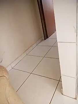 Snapshot of Fannyfoxfi chatting on February 16, 2026, 4:27 pm Fannyfoxfi online show from February 16, 2026, 4:27 pm