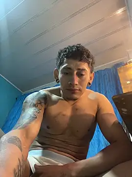 Snapshot of Cami-Red97 chatting on December 15, 2025, 8:09 am Cami-Red97 online show from December 15, 2025, 8:09 am