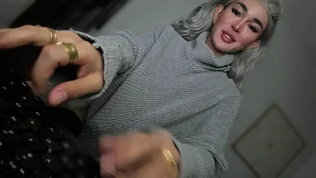 Snapshot of mxshemale_ladyboy chatting on March 12, 2026, 6:45 pm mxshemale ladyboy online show from March 12, 2026, 6:45 pm