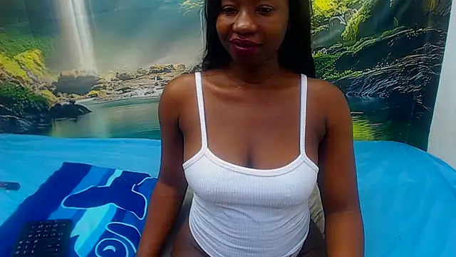 PetiteDiamondxxX online show from May 14, 2026, 4:48 pm