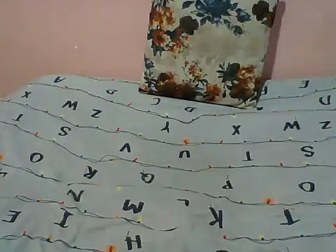 Snapshot of Babe10111 chatting on March 13, 2026, 1:43 am Babe10111 online show from March 13, 2026, 1:43 am