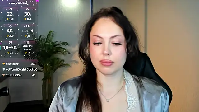 Snapshot of AlbaLimory chatting on July 12, 2026, 5:14 pm AlbaLimory online show from July 12, 2026, 5:14 pm