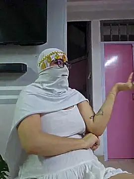 Dalia Reem online show from January 18, 2026, 4:32 pm