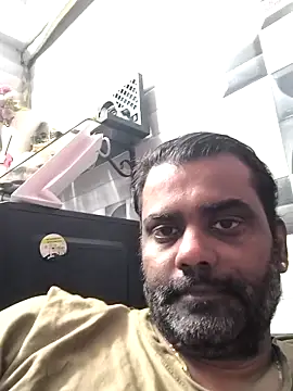 Snapshot of RoyallyYoursBaby chatting on December 15, 2025, 3:29 pm RoyallyYoursBaby online show from December 15, 2025, 3:29 pm