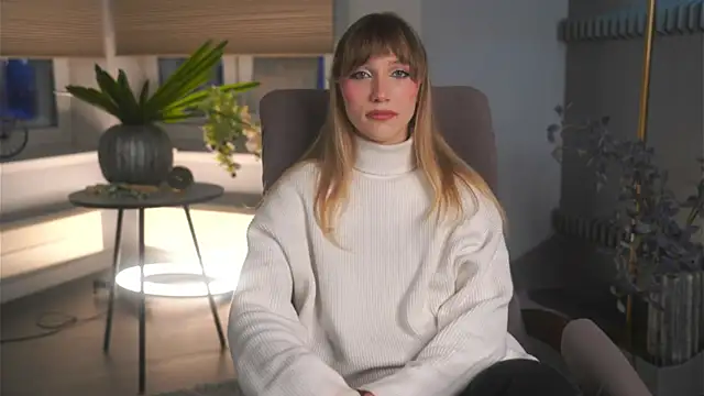 PegCubillo online show from December 18, 2025, 11:47 am