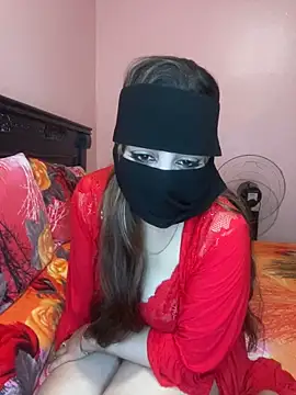 Snapshot of farawla-00 chatting on April 14, 2026, 10:37 pm farawla-00 online show from April 14, 2026, 10:37 pm