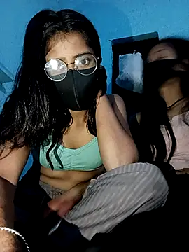 Snapshot of Aaradhya-Rani chatting on March 20, 2026, 7:26 pm Aaradhya-Rani online show from March 20, 2026, 7:26 pm