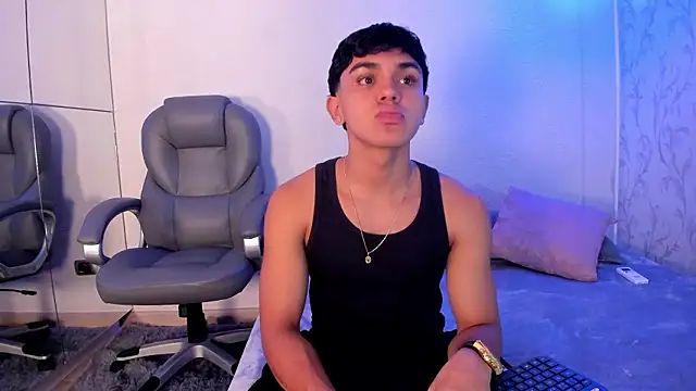  TaylorBlack online show from January 18, 2026, 11:35 am