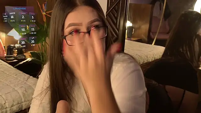 Sarah greyy online show from June 16, 2026, 10:43 pm