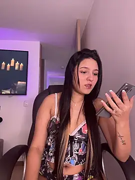 Camila sanchez25 online show from February 24, 2026, 8:21 pm