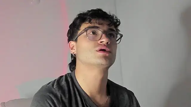 charlie dicker online show from February 3, 2026, 1:05 am