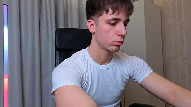 KellenWest online show from March 17, 2026, 5:10 am