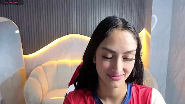 Snapshot of Tifany_Tx chatting on June 6, 2026, 7:08 pm Tifany Tx online show from June 6, 2026, 7:08 pm