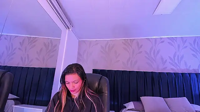 Ishtar 24 online show from March 13, 2026, 11:26 am