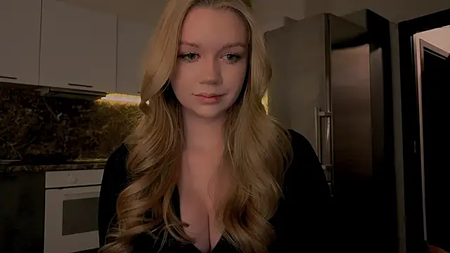 Snapshot of my_liss chatting on March 25, 2026, 6:40 pm my liss online show from March 25, 2026, 6:40 pm