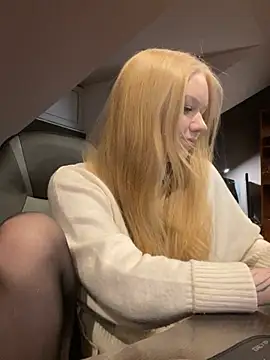 Snapshot of my_liss chatting on March 10, 2026, 9:52 pm my liss online show from March 10, 2026, 9:52 pm