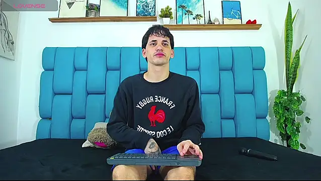 boy Dirty X online show from May 1, 2026, 3:00 am