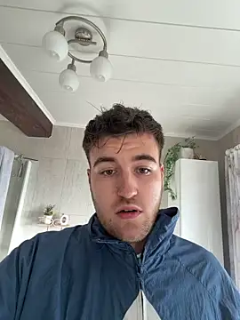 Snapshot of KinkyLovePublic chatting on April 12, 2026, 6:38 am KinkyLovePublic online show from April 12, 2026, 6:38 am