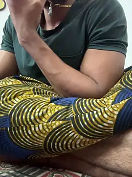 hot gym b0y online show from March 13, 2026, 6:46 pm