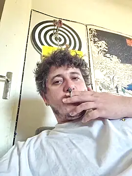 damslebambou1 online show from May 21, 2026, 2:14 pm
