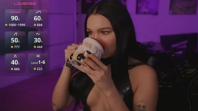 Dominatrix Alice online show from March 9, 2026, 11:52 pm