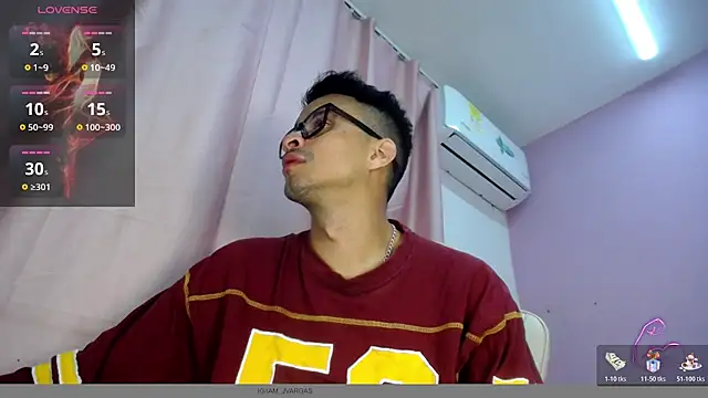 Snapshot of Ares_funn chatting on March 5, 2026, 1:08 pm Ares funn online show from March 5, 2026, 1:08 pm