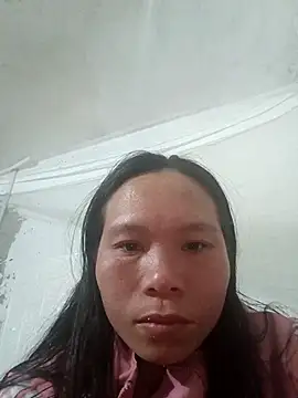 Snapshot of Lila-002 chatting on January 11, 2026, 3:57 am Lila-002 online show from January 11, 2026, 3:57 am