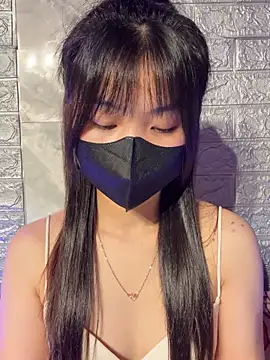 Snapshot of ___KARA___ chatting on December 17, 2025, 12:59 am KARA online show from December 17, 2025, 12:59 am