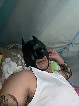 Anhyeuem1950 online show from March 12, 2026, 4:44 pm