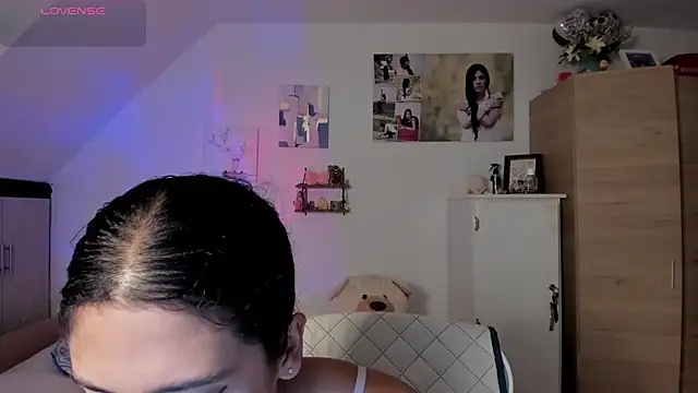 Snapshot of VEROSlen- chatting on August 7, 2026, 3:45 am VEROSlen- online show from August 7, 2026, 3:45 am
