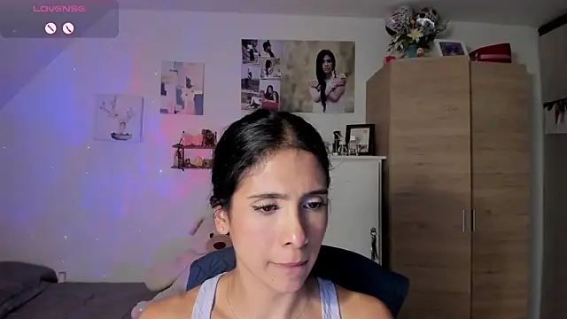Snapshot of VEROSlen- chatting on June 11, 2026, 12:54 am VEROSlen- online show from June 11, 2026, 12:54 am