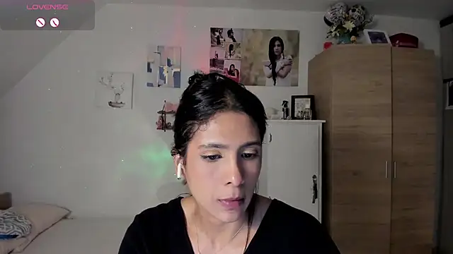 Snapshot of VEROSlen- chatting on July 13, 2026, 3:50 am VEROSlen- online show from July 13, 2026, 3:50 am