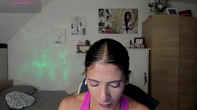 Snapshot of VEROSlen- chatting on June 3, 2026, 3:29 am VEROSlen- online show from June 3, 2026, 3:29 am